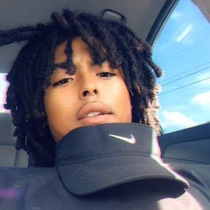 Meet your Posher, Ynw